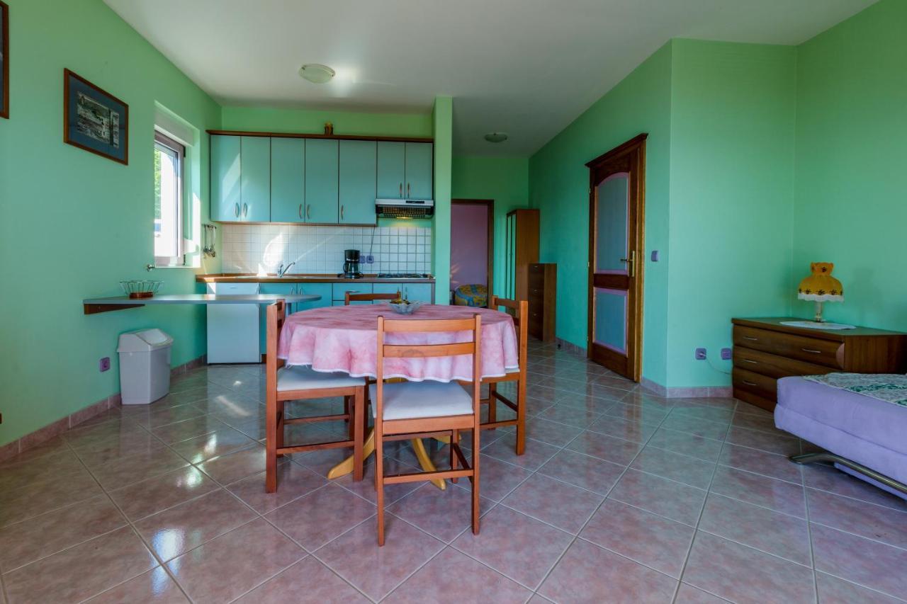 Apartmani Rino Dramalj Ngoại thất bức ảnh