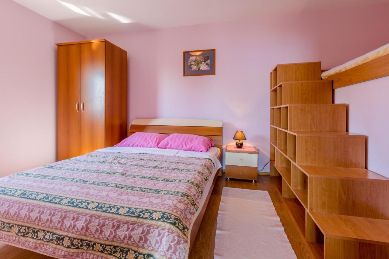 Apartmani Rino Dramalj Ngoại thất bức ảnh