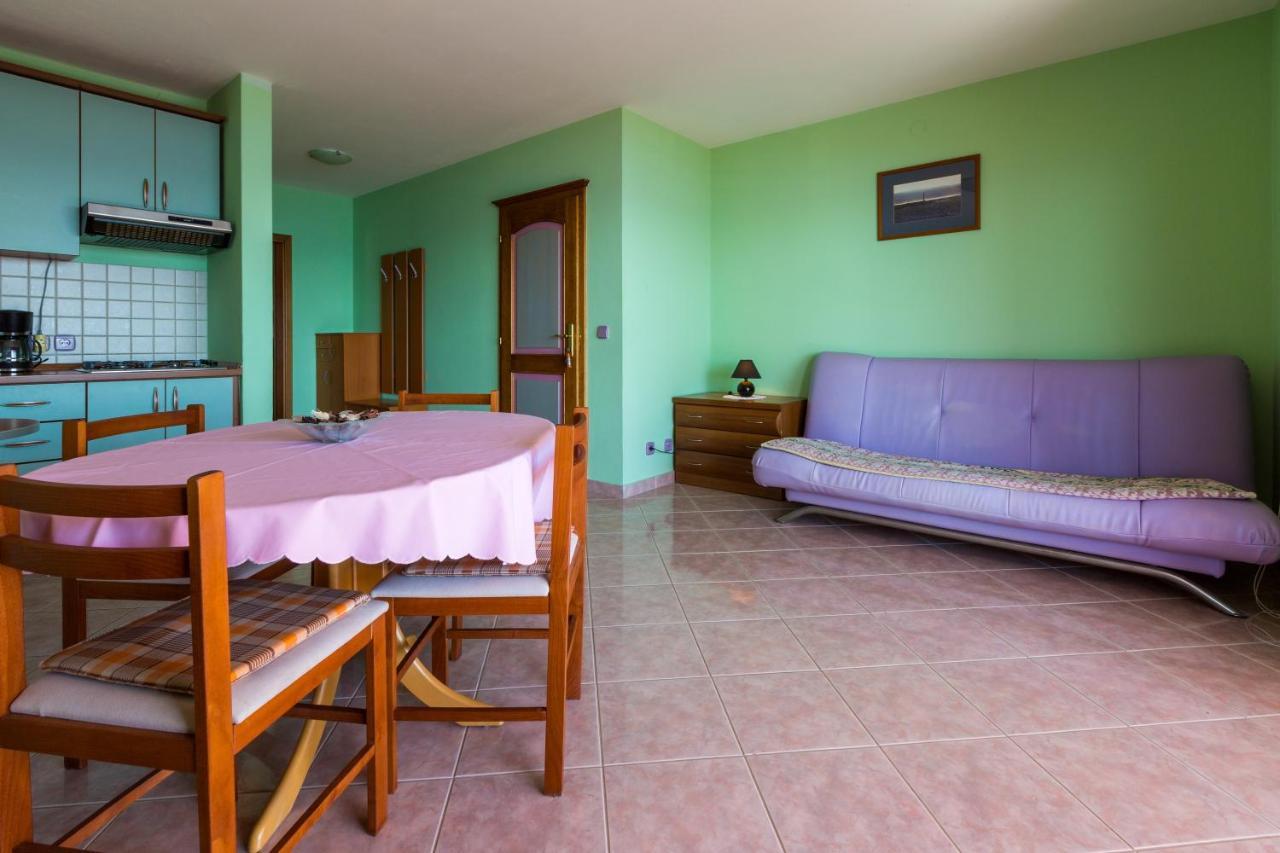 Apartmani Rino Dramalj Ngoại thất bức ảnh