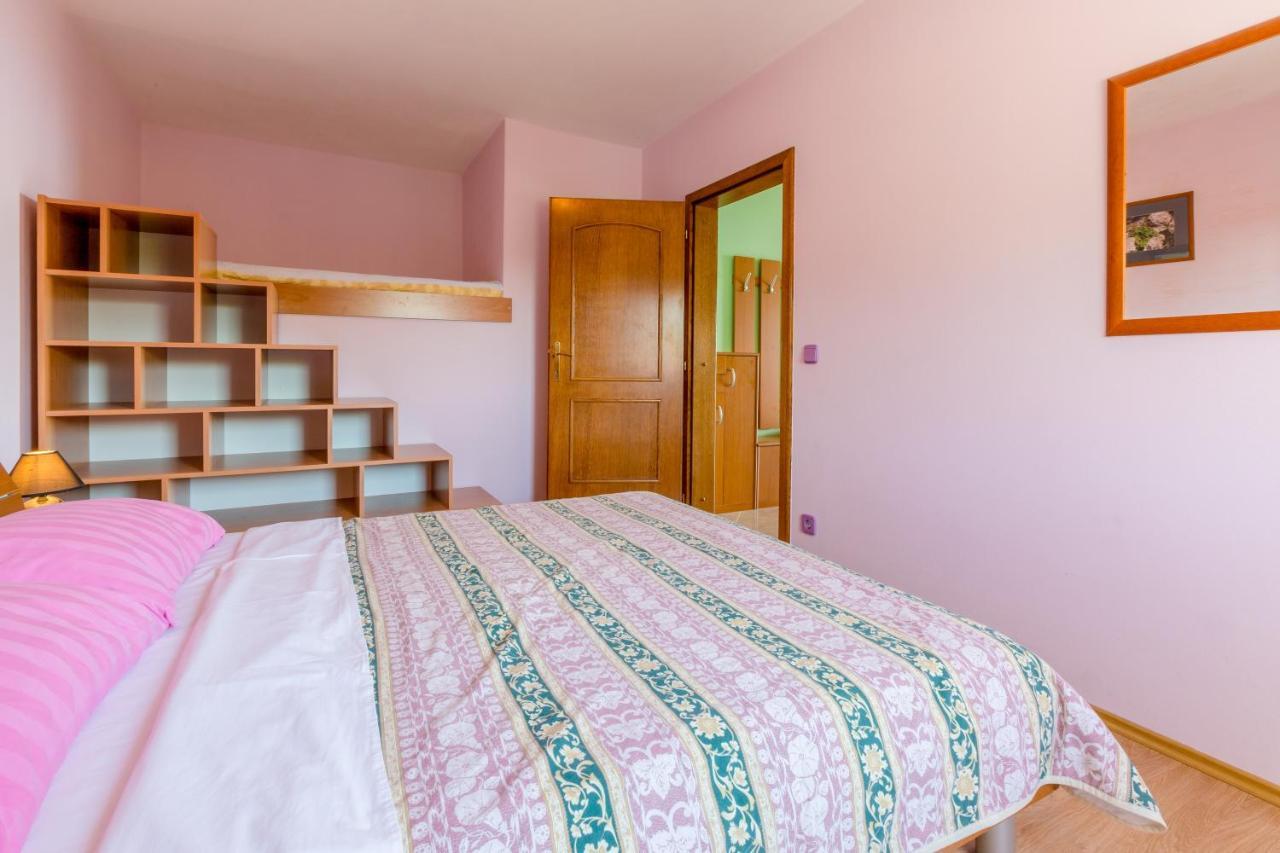 Apartmani Rino Dramalj Ngoại thất bức ảnh