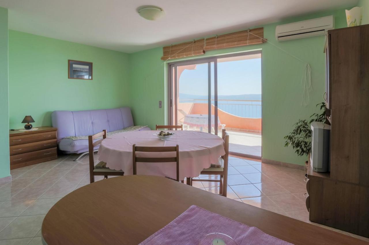 Apartmani Rino Dramalj Ngoại thất bức ảnh